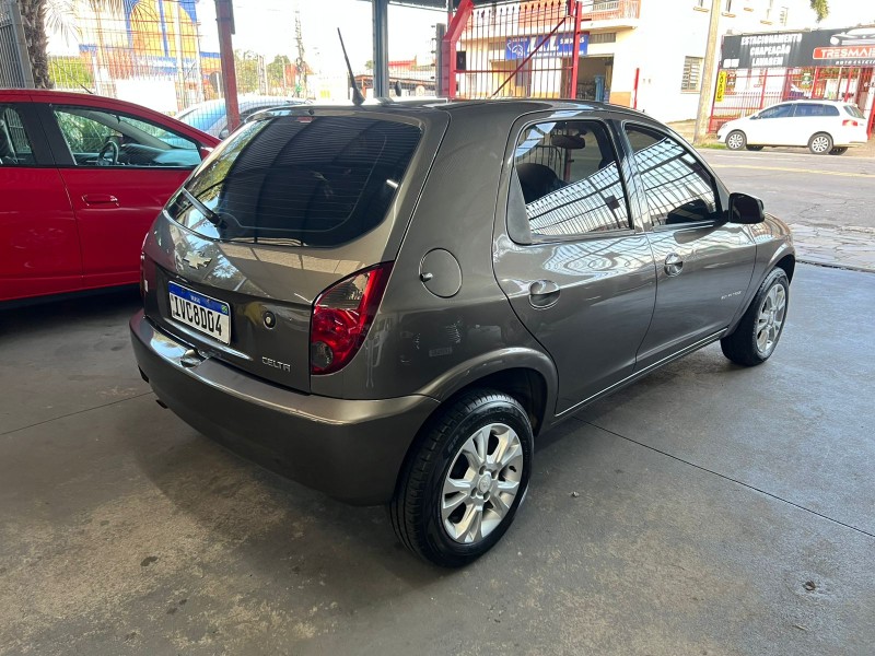CELTA 1.0 MPFI ADVANTAGE 8V FLEX 4P MANUAL - 2014 - CAXIAS DO SUL