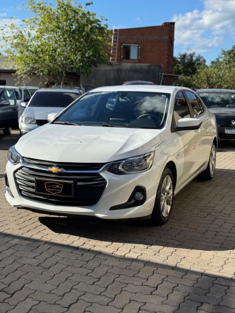ONIX 1.0 LTZ 12V TURBO FLEX 4P MANUAL - 2023 - MONTENEGRO