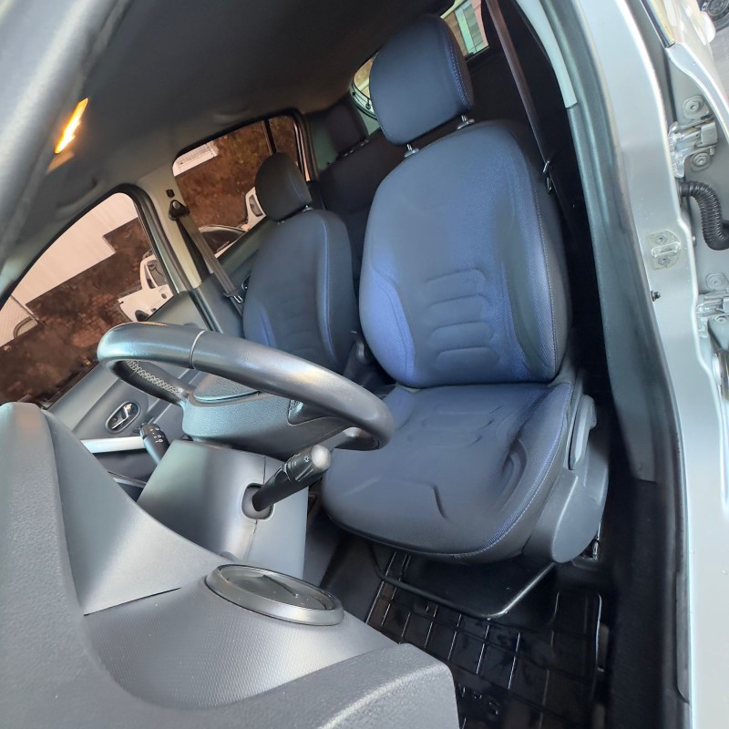 SANDERO 1.6 DYNAMIQUE EASY R 16V FLEX 4P AUTOMÁTICO - 2017 - CAXIAS DO SUL