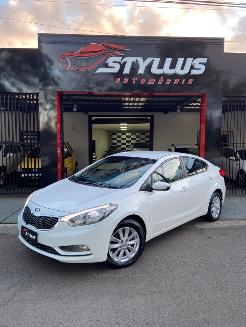CERATO 1.6 SX3 16V FLEX 4P AUTOMÁTICO - 2015 - ESTâNCIA VELHA