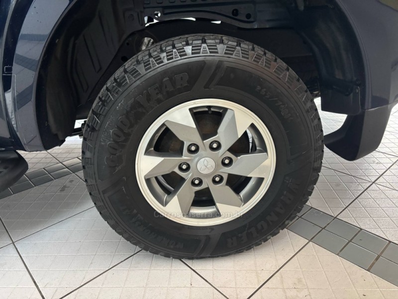 L200 TRITON 2.4 HPE-S SPORT 4X4 CD 16V DIESEL 4P AUTOMÁTICO - 2019 - PORTO ALEGRE