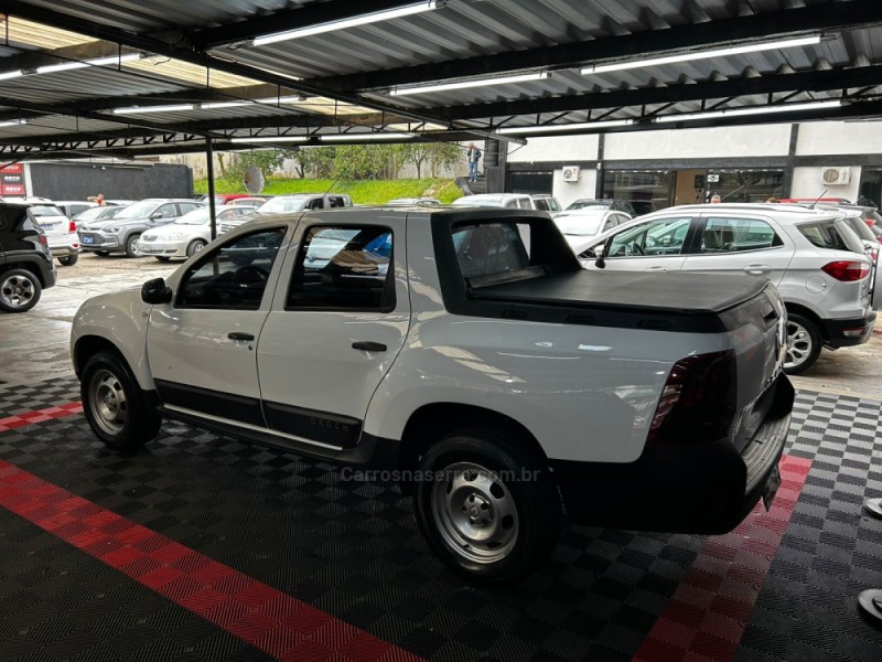 DUSTER OROCH 1.6 16V FLEX EXPRESSION 4P MANUAL - 2019 - PASSO FUNDO