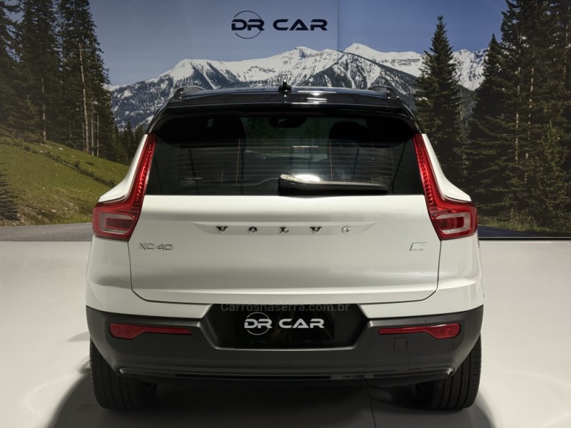 XC 40 1.5 T5 HÍBRIDO R-DESIGN FWD - 2021 - GARIBALDI