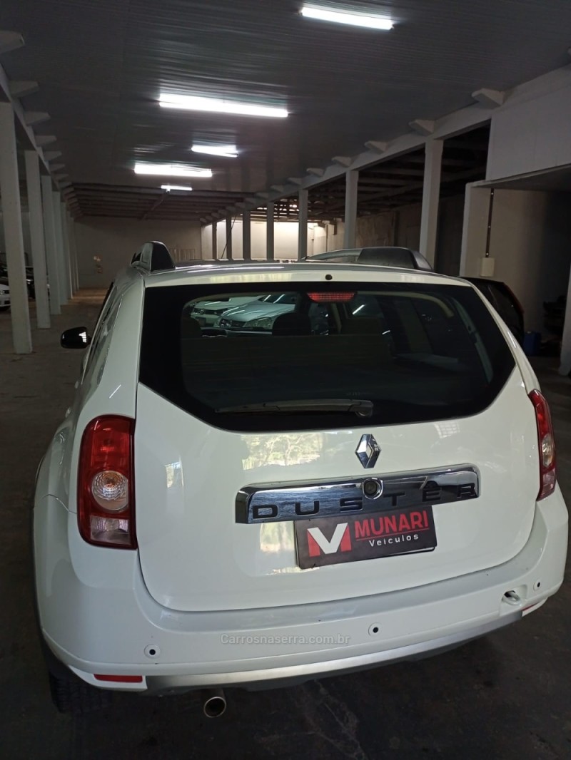 DUSTER 1.6 DYNAMIQUE 4X2 16V FLEX 4P MANUAL - 2015 - BENTO GONçALVES