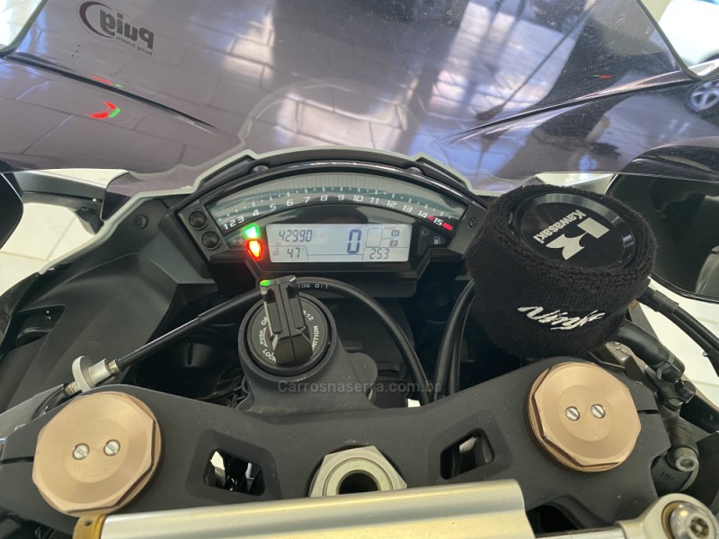 NINJA ZX-10R ABS - 2011 - CAXIAS DO SUL