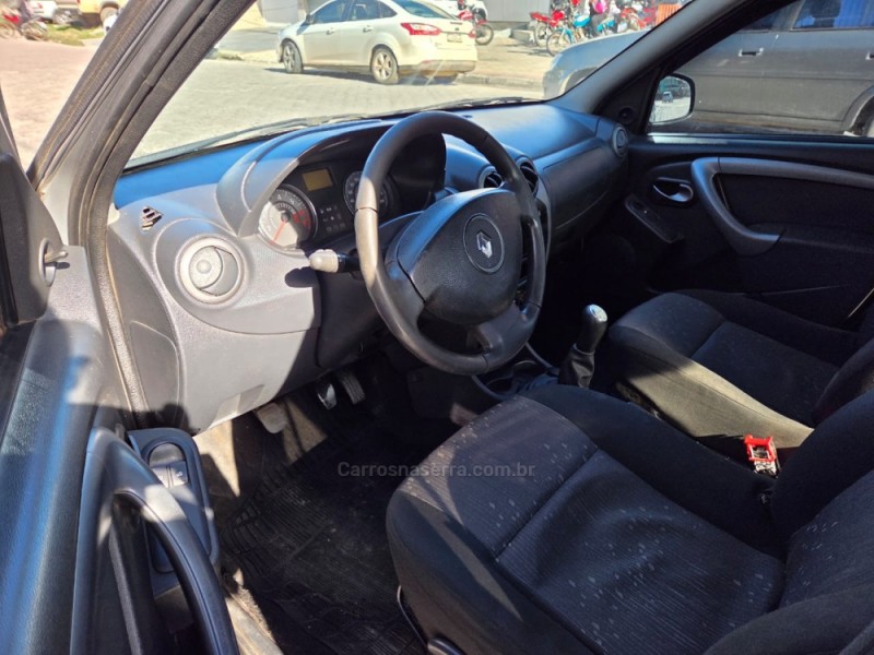 SAVEIRO 1.6 MI CITY CS 8V GASOLINA 2P MANUAL G.III - 2002 - BENTO GONçALVES