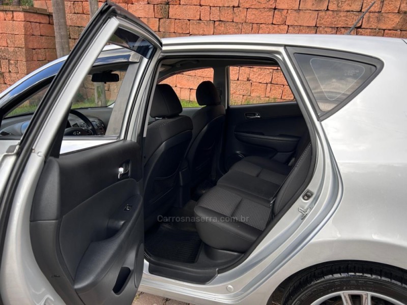 I30 2.0 MPI 16V GASOLINA 4P AUTOMÁTICO - 2012 - VENâNCIO AIRES