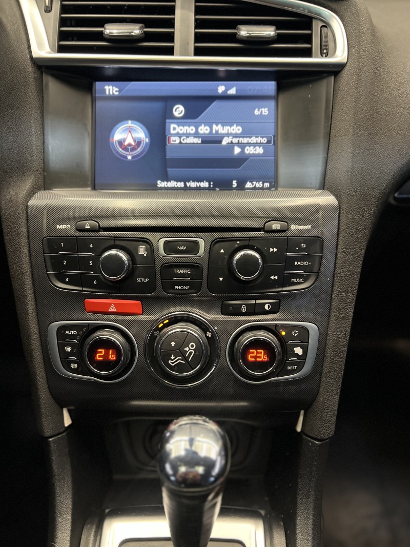 C4 LOUNGE 1.6 EXCLUSIVE 16V TURBO FLEX 4P AUTOMÁTICO - 2015 - CAXIAS DO SUL