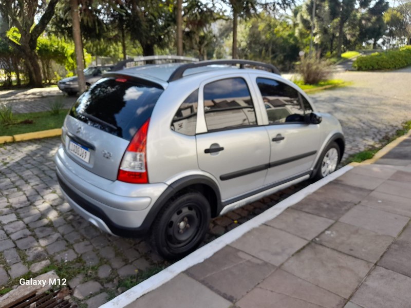C3 1.4 I XTR 8V FLEX 4P MANUAL - 2010 - FARROUPILHA