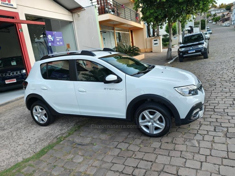 SANDERO 1.6 STEPWAY ZEN 16V FLEX 4P MANUAL - 2022 - GUAPORé