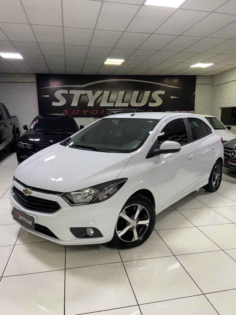 ONIX 1.4 MPFI LTZ 8V FLEX 4P MANUAL - 2018 - ESTâNCIA VELHA