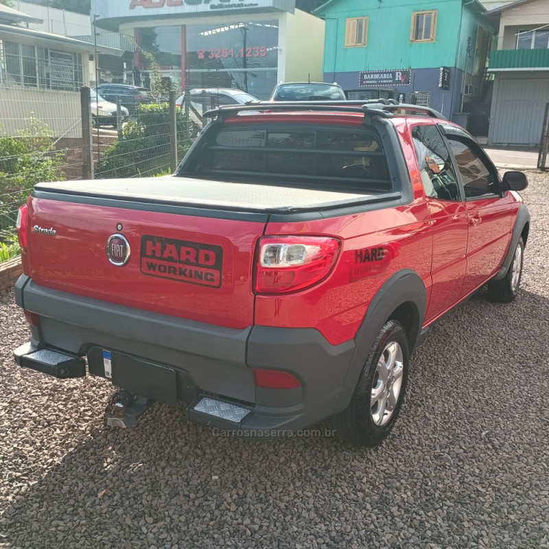 STRADA 1.4 MPI HARD WORKING CD 8V FLEX 2P MANUAL - 2018 - FARROUPILHA