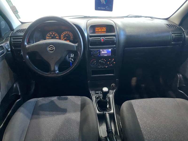 ASTRA 2.0 MPFI COMFORT 8V FLEX 4P MANUAL - 2005 - CAXIAS DO SUL