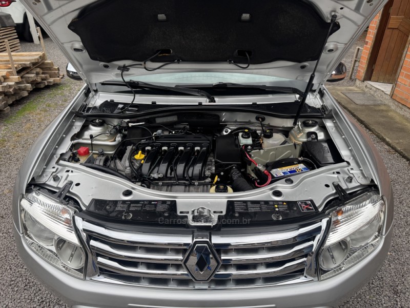 DUSTER 1.6 DYNAMIQUE 4X2 16V FLEX 4P MANUAL - 2014 - GARIBALDI
