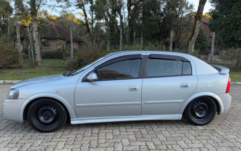 ASTRA 2.0 MPFI ADVANTAGE 8V FLEX 4P MANUAL - 2009 - CANELA