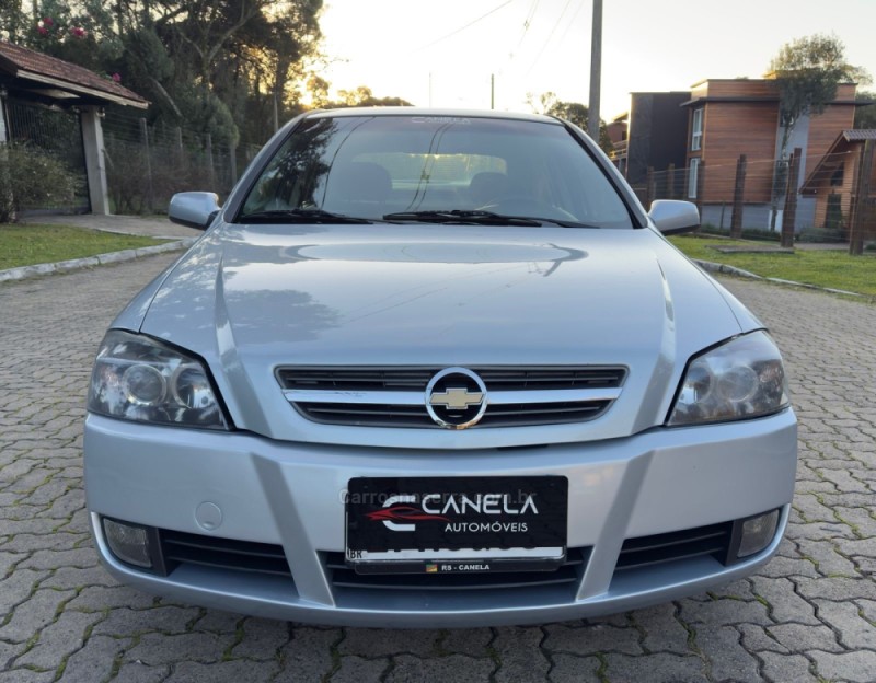 ASTRA 2.0 MPFI ADVANTAGE 8V FLEX 4P MANUAL - 2009 - CANELA