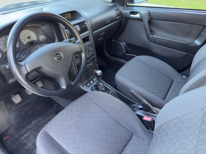 ASTRA 2.0 MPFI ADVANTAGE 8V FLEX 4P MANUAL - 2009 - CANELA