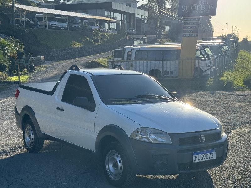 strada 1.4 mpi hard working cs 8v flex 2p manual 2014 caxias do sul