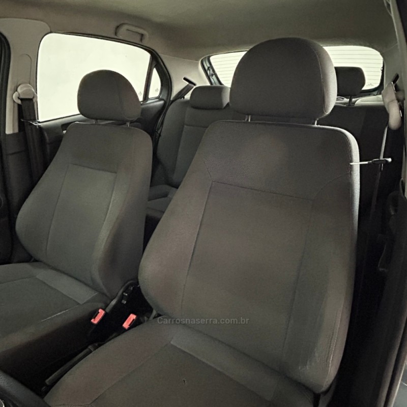 GOL 1.0 MI TREND 8V FLEX 4P MANUAL - 2009 - VACARIA