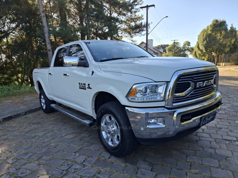 2500 LARAMIE 6.7 CD 4X4 TDI DIESEL 4P AUTOMÁTICA - 2018 - BENTO GONçALVES