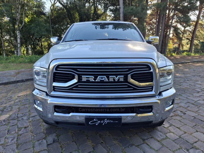 2500 LARAMIE 6.7 CD 4X4 TDI DIESEL 4P AUTOMÁTICA - 2018 - BENTO GONçALVES