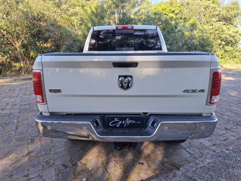 2500 LARAMIE 6.7 CD 4X4 TDI DIESEL 4P AUTOMÁTICA - 2018 - BENTO GONçALVES