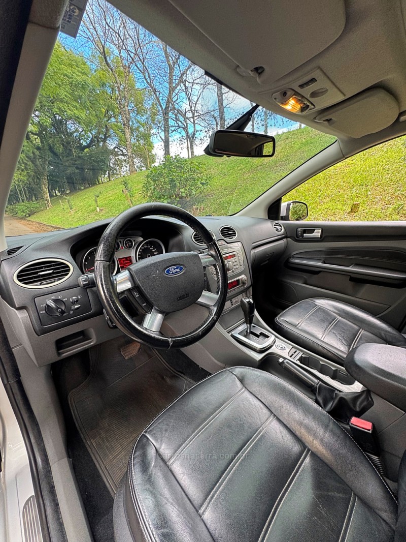 FOCUS 2.0 TITANIUM HATCH 16V FLEX 4P AUTOMÁTICO - 2012 - PASSO FUNDO
