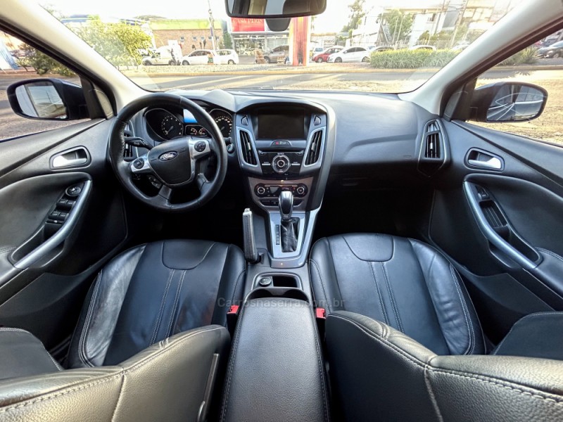 FOCUS 2.0 TITANIUM PLUS SEDAN 16V FLEX 4P AUTOMÁTICO - 2015 - NOVO HAMBURGO