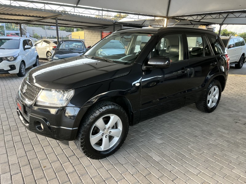 grand vitara 2.0 4x4 16v gasolina 4p automatico 2010 caxias do sul