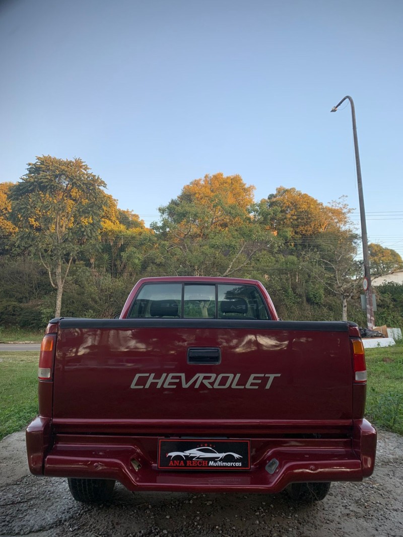 S10 2.2 EFI DLX 4X2 CS 8V GASOLINA 2P MANUAL - 1996 - CAXIAS DO SUL