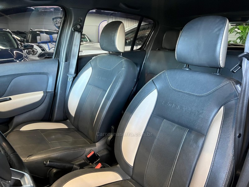SANDERO 1.6 STEPWAY ICONIC X-TRONIC 16V FLEX 4P AUTOMÁTICO - 2022 - ESTâNCIA VELHA