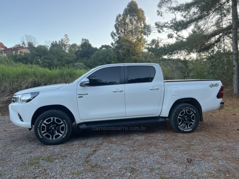 HILUX 2.7 SRV 4X4 CD 16V FLEX 4P AUTOMÁTICO - 2017 - ANTôNIO PRADO