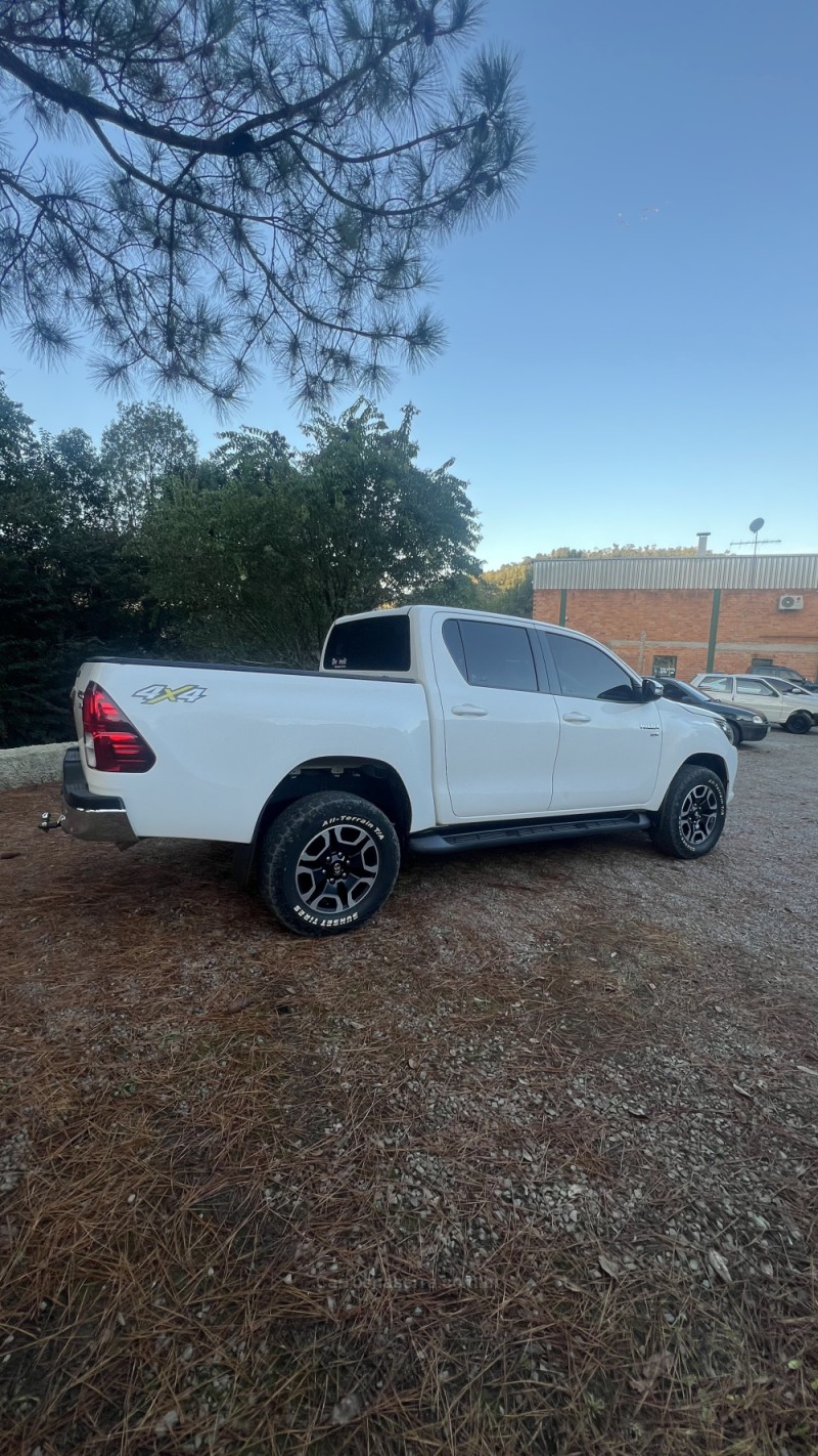 HILUX 2.7 SRV 4X4 CD 16V FLEX 4P AUTOMÁTICO - 2017 - ANTôNIO PRADO