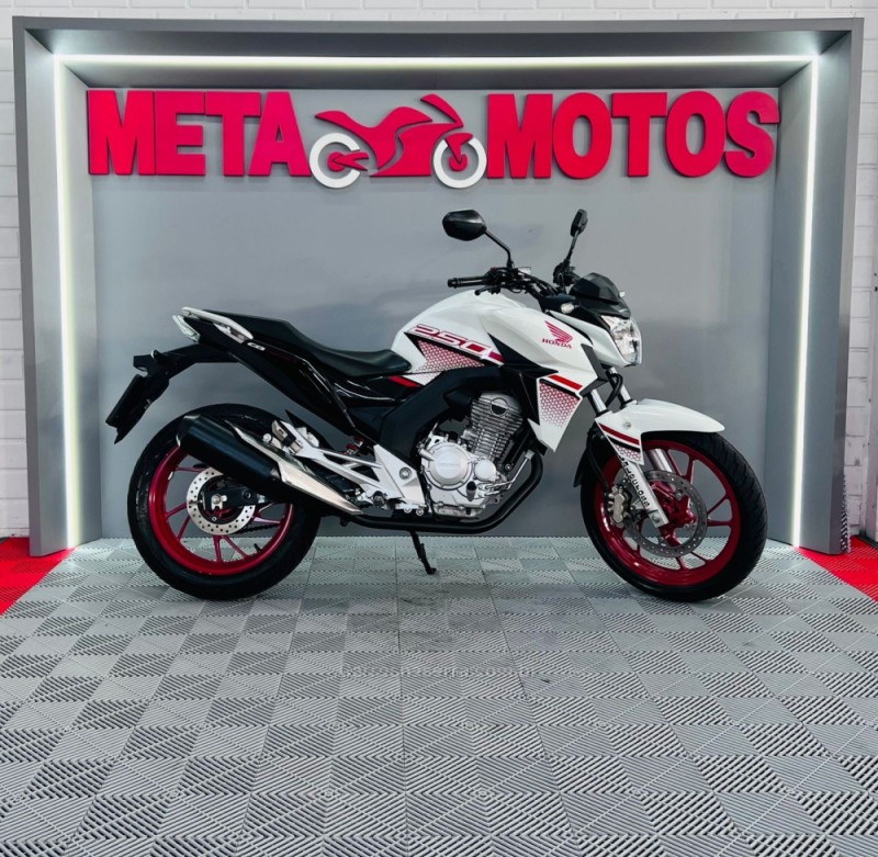 CB 250F TWISTER 