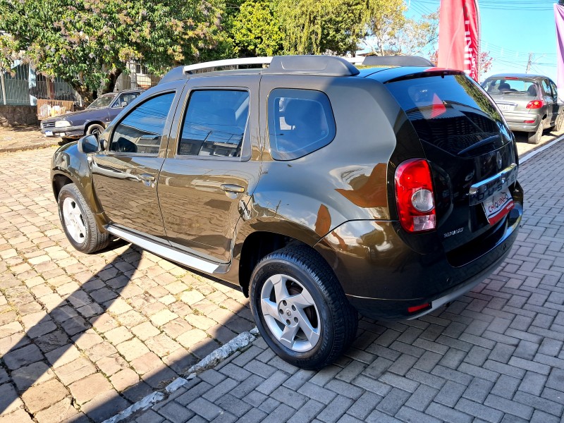 DUSTER 1.6 DYNAMIQUE 4X2 16V FLEX 4P MANUAL - 2013 - CAXIAS DO SUL