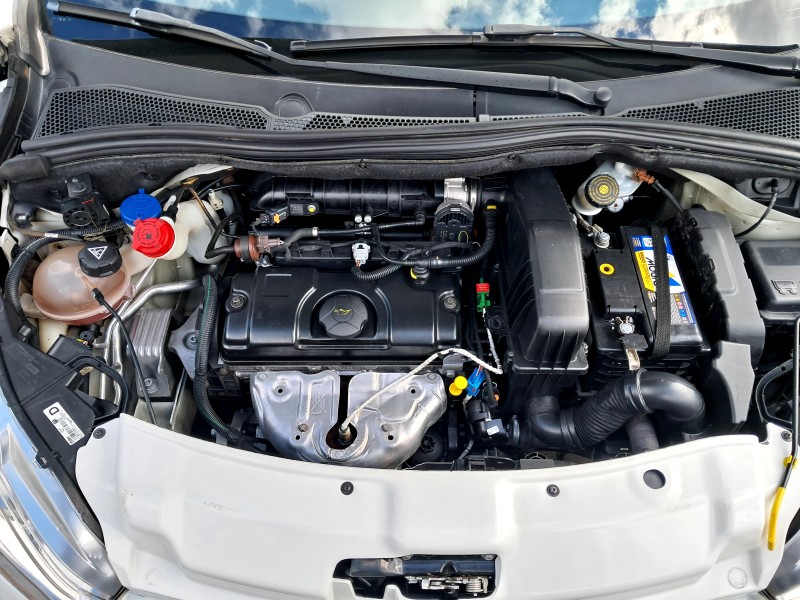 208 1.5 ACTIVE 8V FLEX 4P MANUAL - 2014 - CAXIAS DO SUL