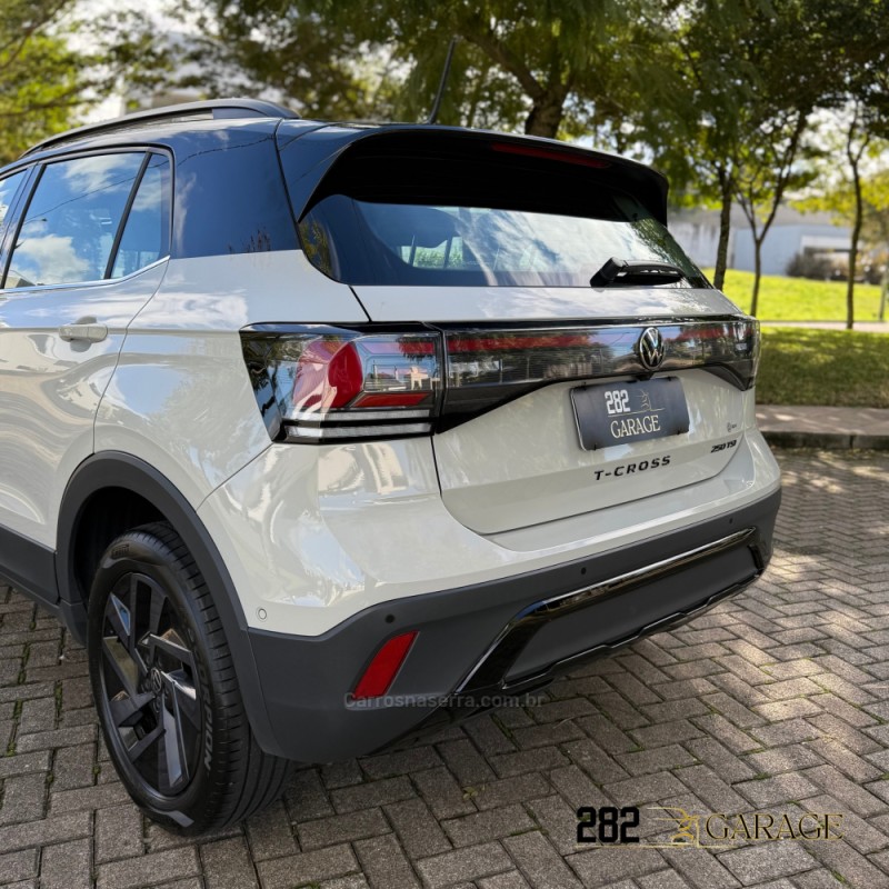 T-CROSS 1.4 HIGHLINE TSI 16V FLEX 4P AUTOMÁTICO - 2025 - FARROUPILHA