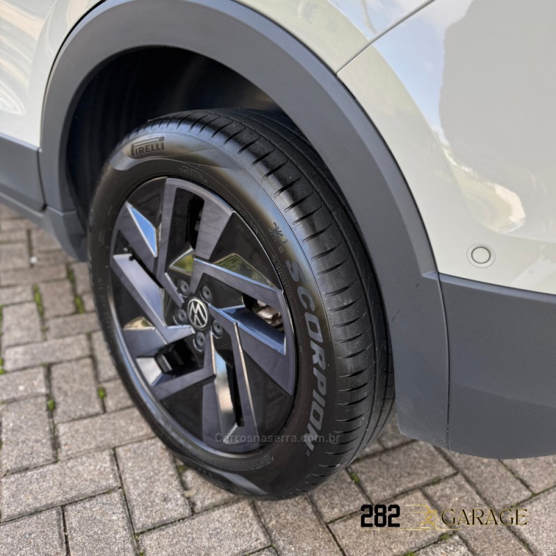 T-CROSS 1.4 HIGHLINE TSI 16V FLEX 4P AUTOMÁTICO - 2025 - FARROUPILHA