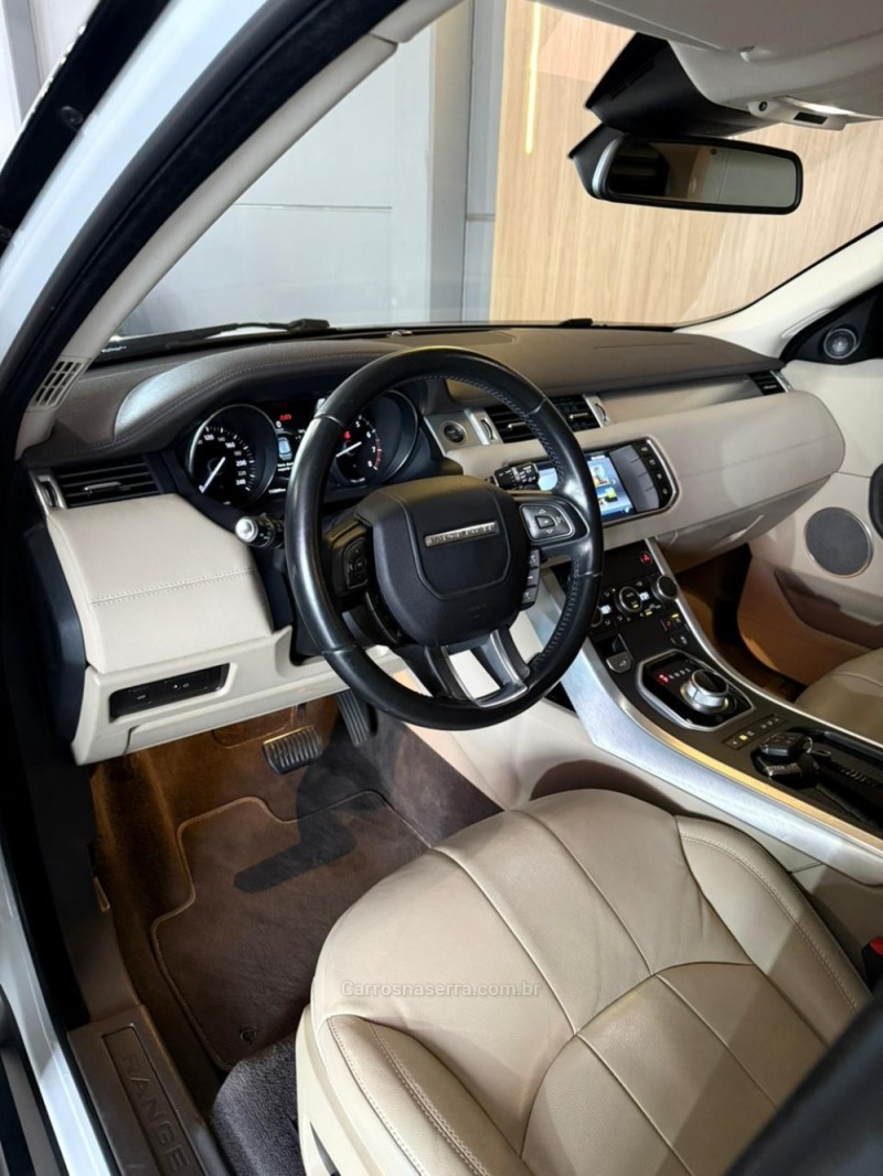 RANGE ROVER EVOQUE 2.0 SE DYNAMIC 4WD 16V GASOLINA 4P AUTOMÁTICO - 2016 - LAJEADO