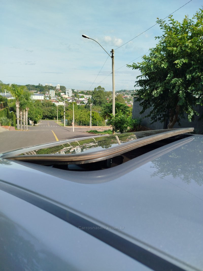 CIVIC 1.5 16V TOURING TURBO GASOLINA 4P AUTOMÁTICO - 2017 - CAMPO BOM