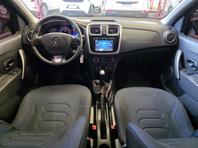 SANDERO 1.6 DYNAMIQUE 8V FLEX 4P MANUAL - 2015 - SAPIRANGA