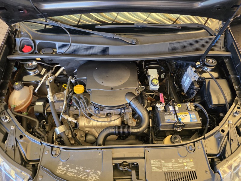 SANDERO 1.6 DYNAMIQUE 8V FLEX 4P MANUAL - 2015 - SAPIRANGA