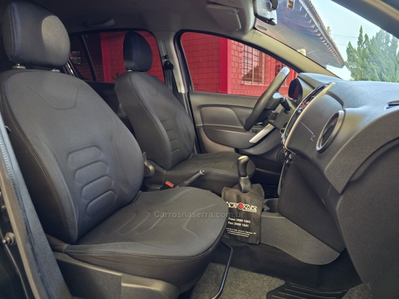 SANDERO 1.6 DYNAMIQUE 8V FLEX 4P MANUAL - 2015 - SAPIRANGA