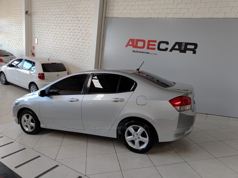 CITY 1.5 DX 16V FLEX 4P MANUAL - 2011 - FARROUPILHA