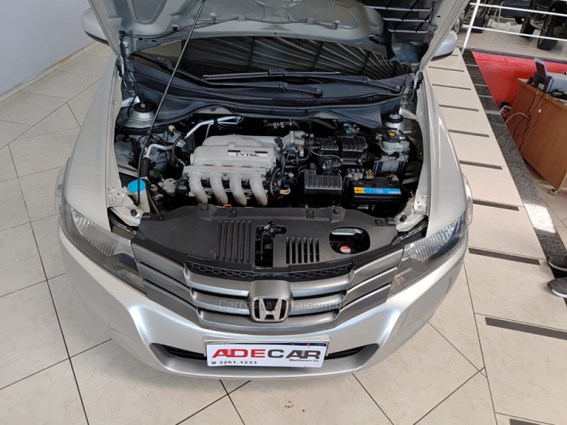 CITY 1.5 DX 16V FLEX 4P MANUAL - 2011 - FARROUPILHA