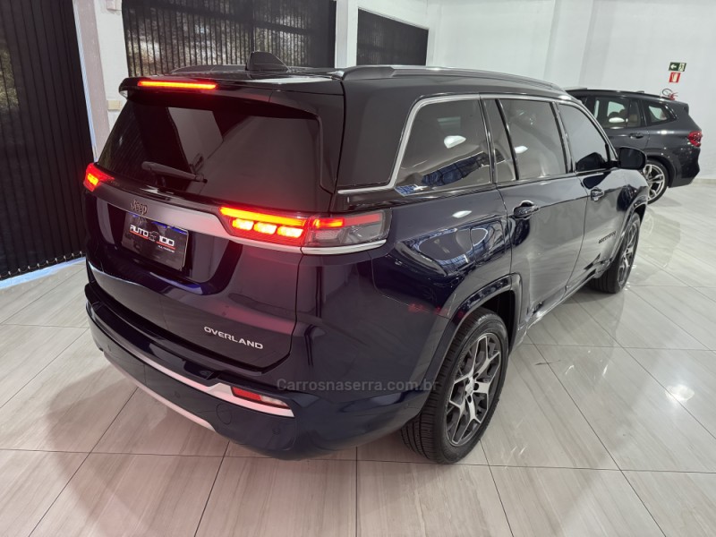 COMMANDER 1.3 OVERLAND T270 16V 4X2 TURBO FLEX 4P AUTOMÁTICO - 2022 - CAXIAS DO SUL