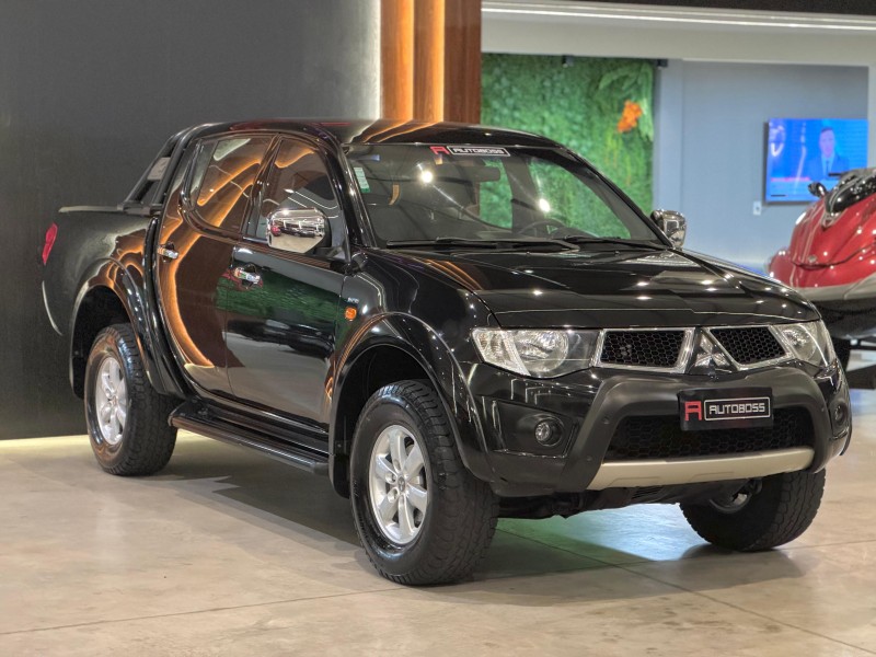 L200 3.2 HPE 4X4 CD 16V TURBO INTERCOOLER DIESEL 4P AUTOMÁTICO - 2012 - NOVO HAMBURGO