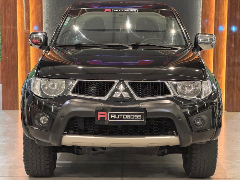 L200 3.2 HPE 4X4 CD 16V TURBO INTERCOOLER DIESEL 4P AUTOMÁTICO - 2012 - NOVO HAMBURGO