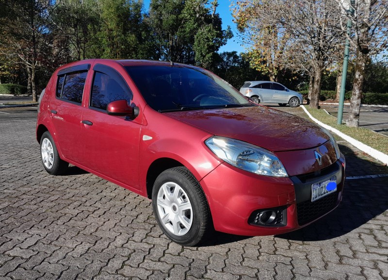 SANDERO 1.6 EXPRESSION 8V FLEX 4P MANUAL - 2014 - CAXIAS DO SUL
