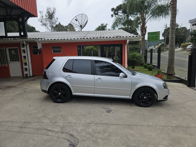 GOLF 1.6 MI SPORTLINE 8V FLEX 4P MANUAL - 2008 - CAXIAS DO SUL